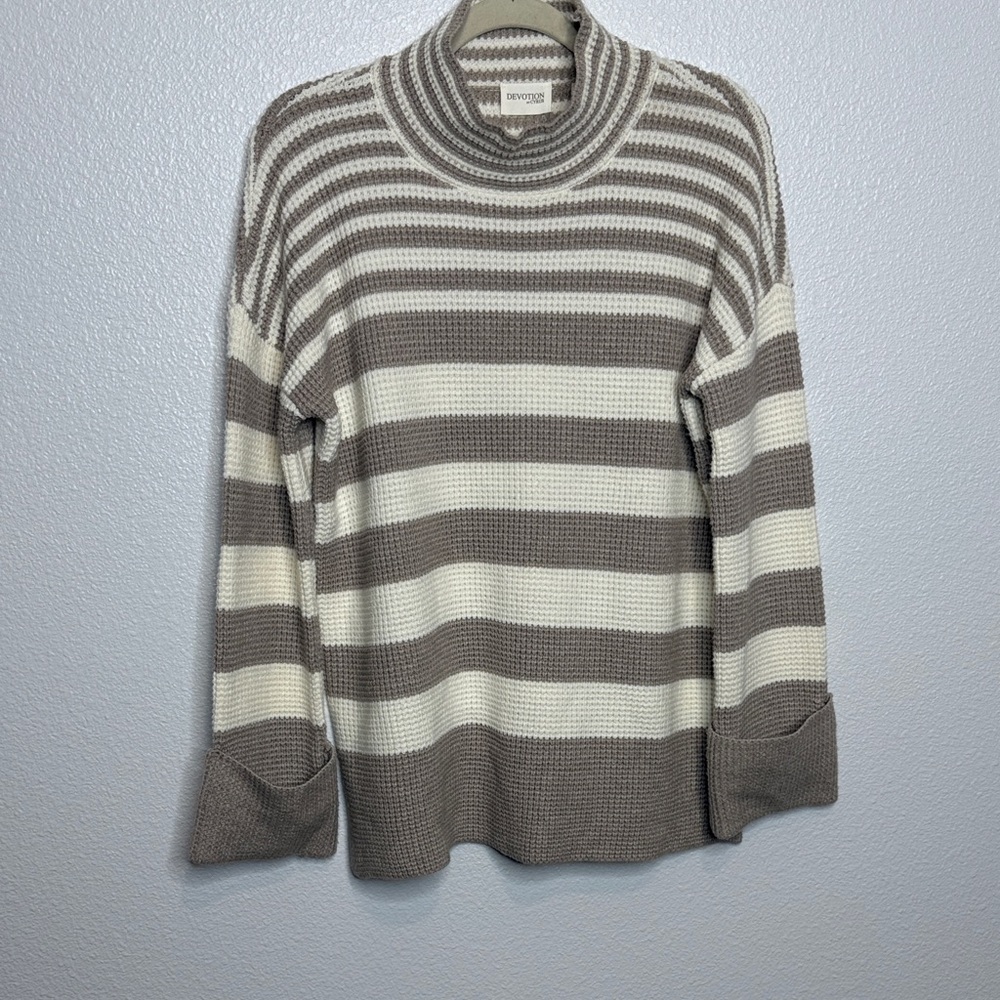 Devotion by Cyrus Gray and Cream Striped Turtleneck Sweater Small